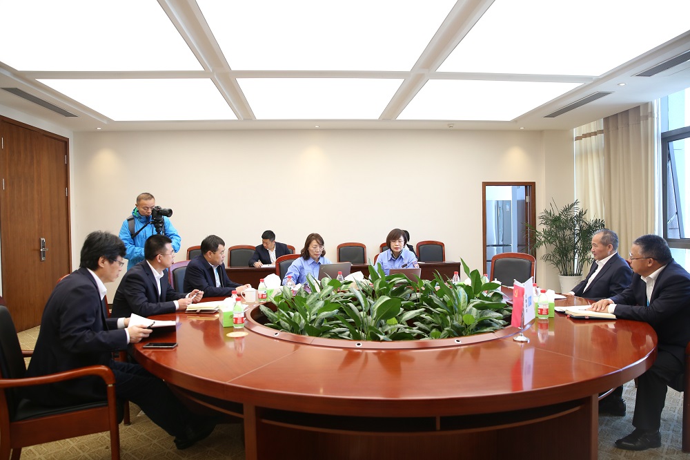 HSSE访谈.jpg HSSE访谈.jpg