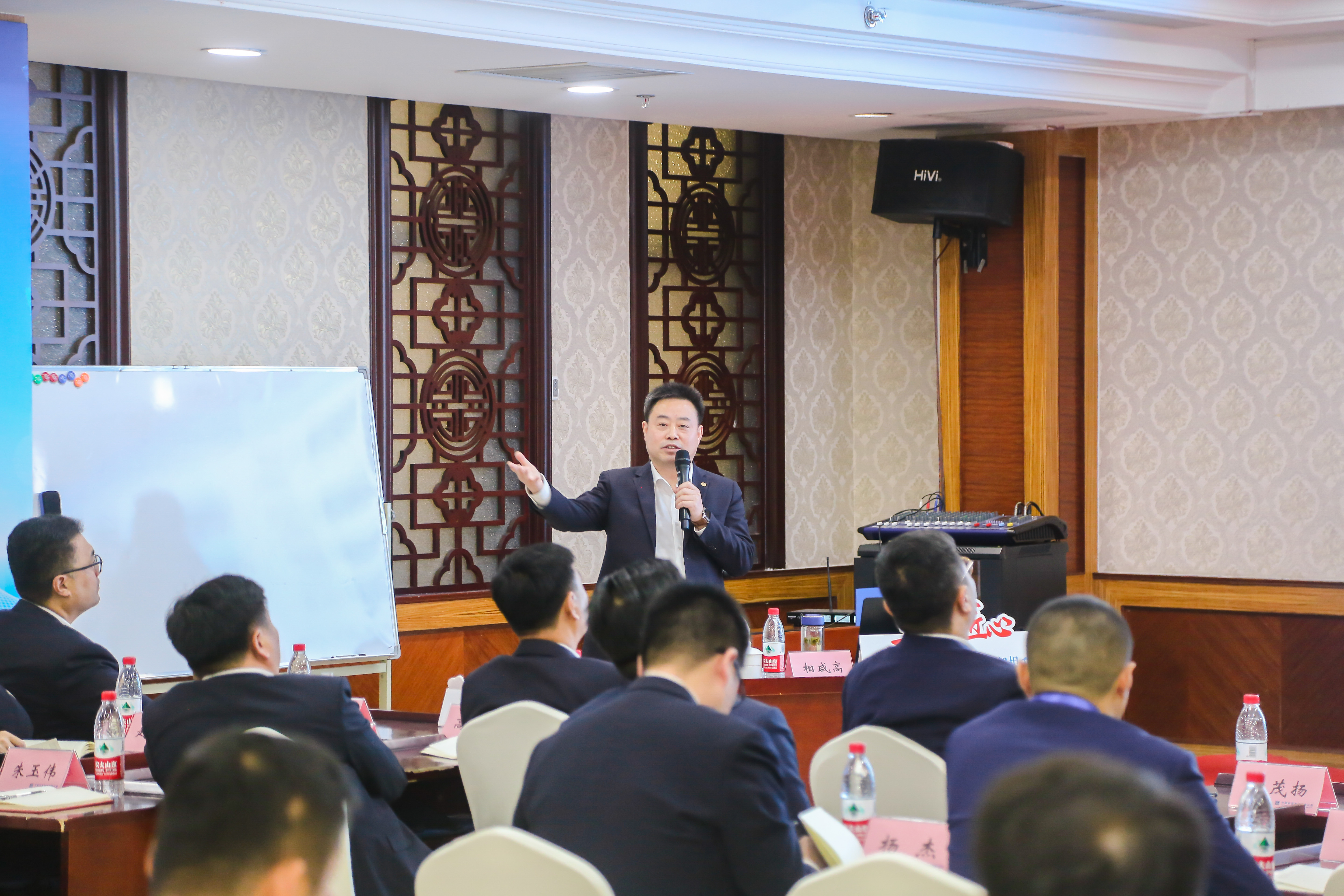 2E6A3360.jpg 2E6A3360.jpg