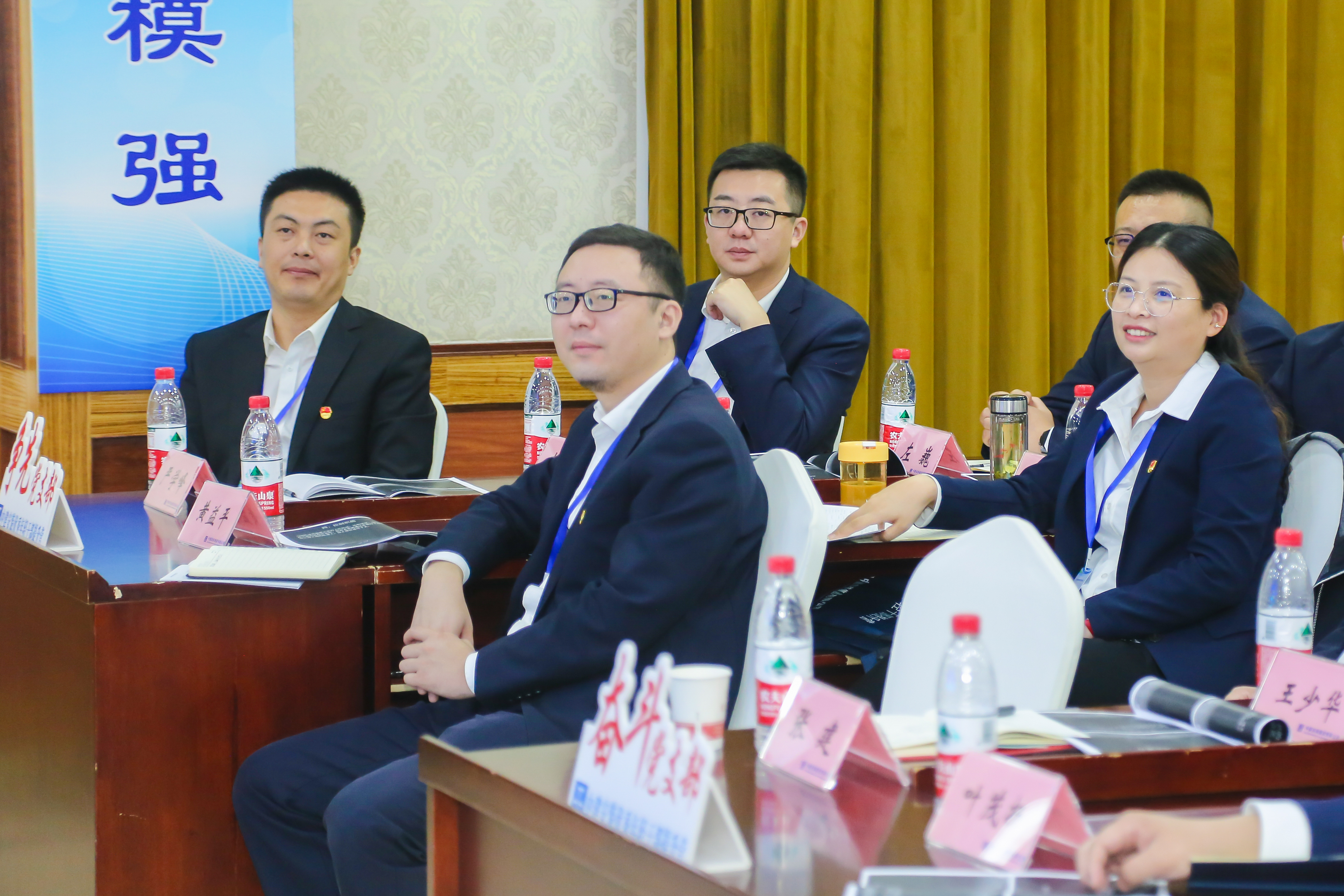 微信图片_20221013092103.jpg 微信图片_20221013092103.jpg