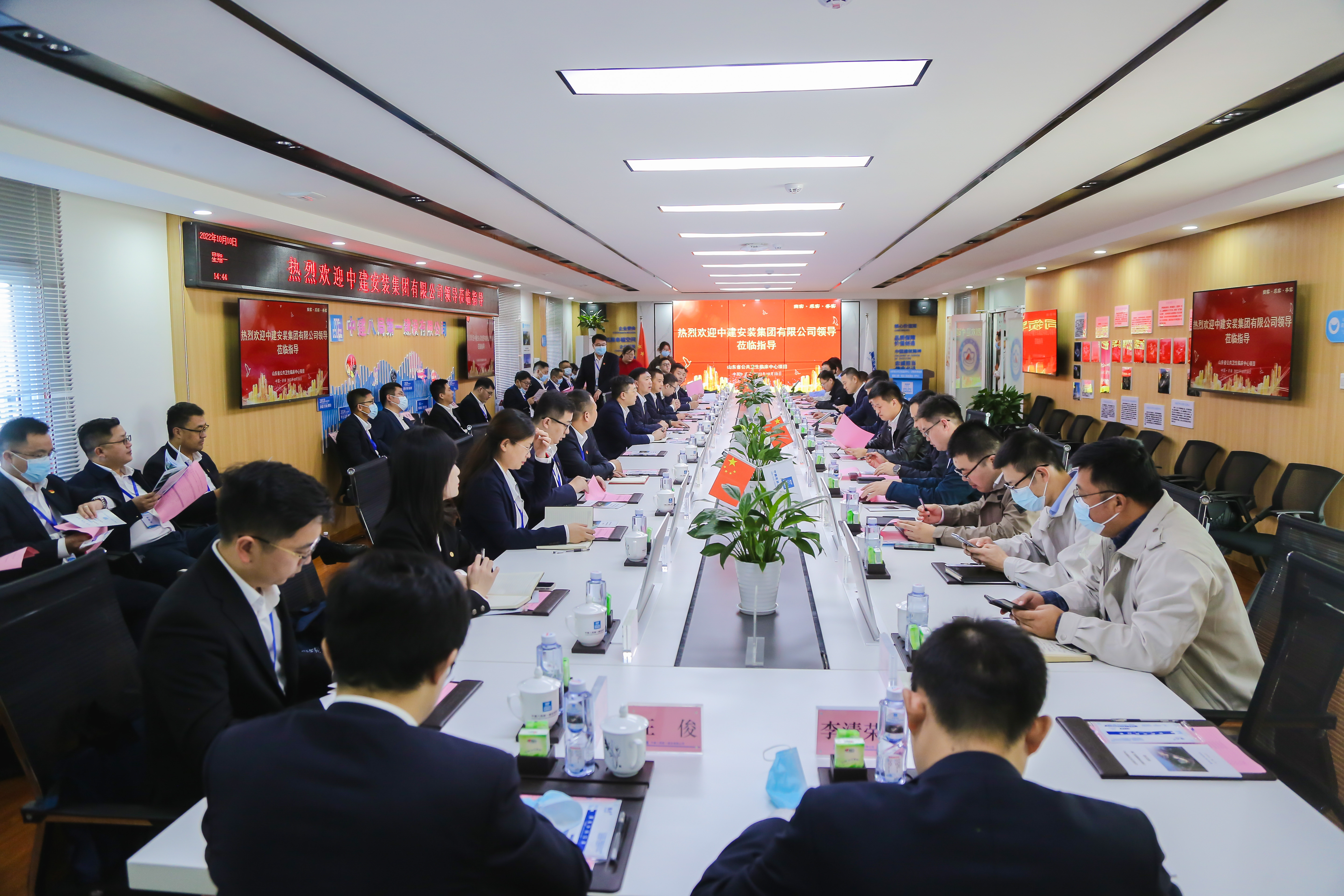 2E6A2042.jpg 2E6A2042.jpg