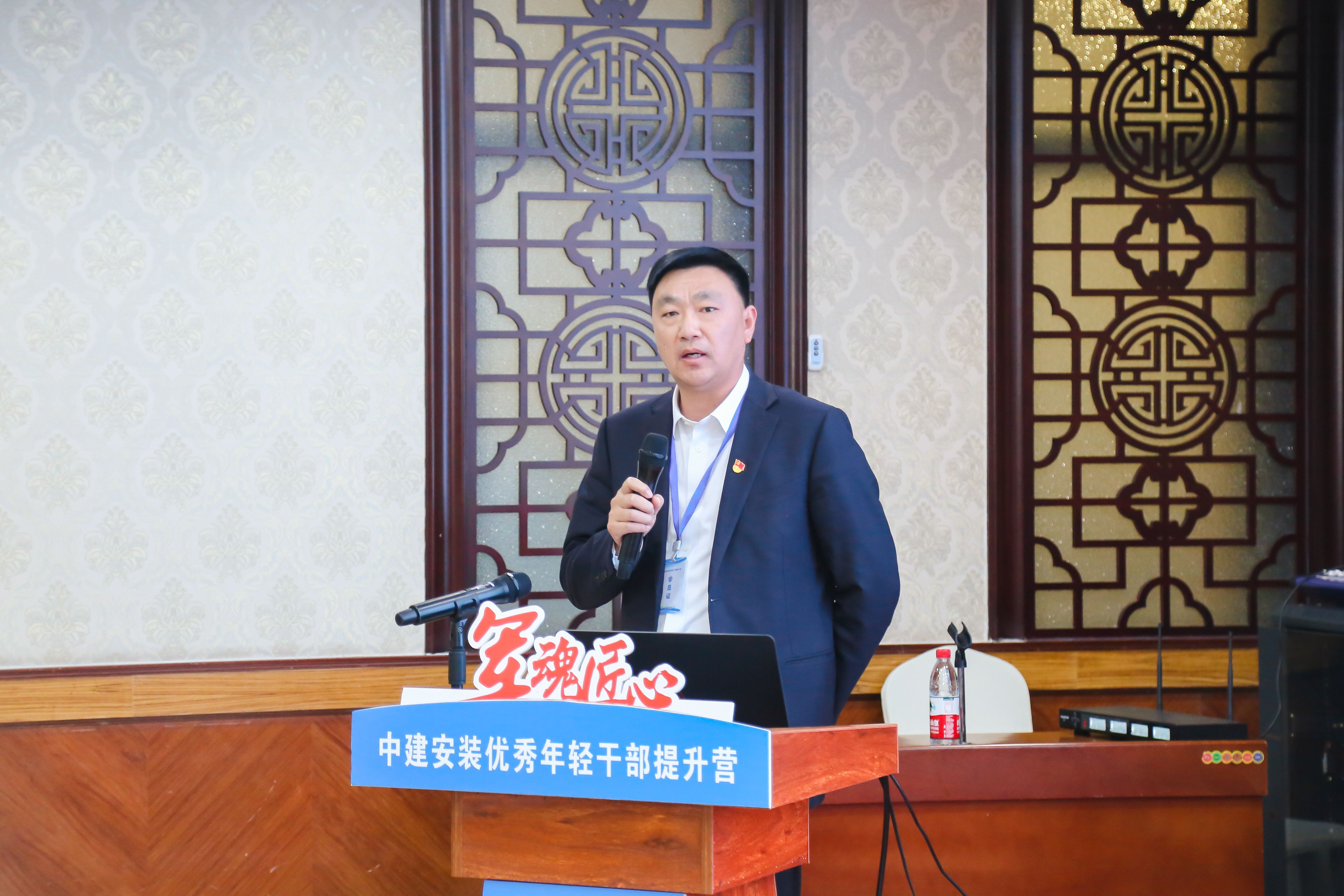 2E6A3790.jpg 2E6A3790.jpg